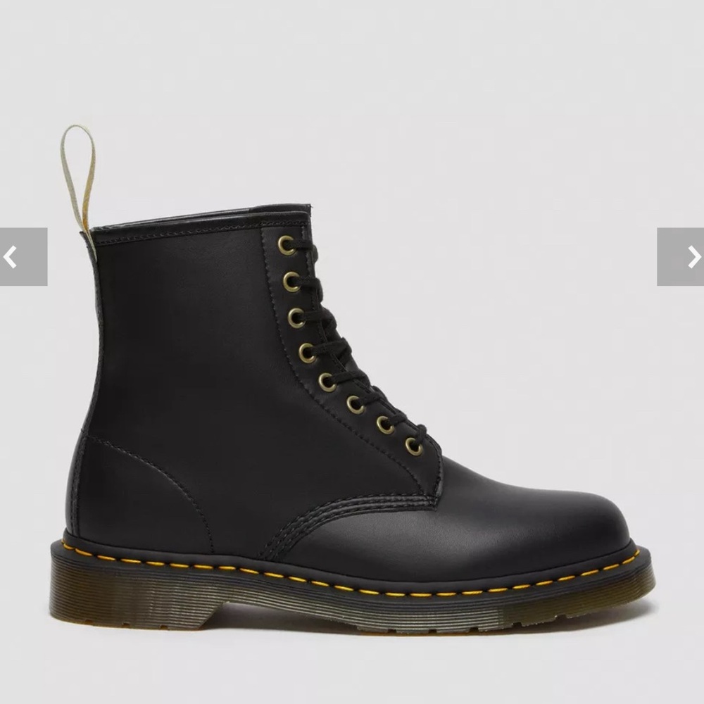 💥NWOT💥 Vegan 1460 8-eye Lace Up Doc Martens Boots - Picture 4 of 16